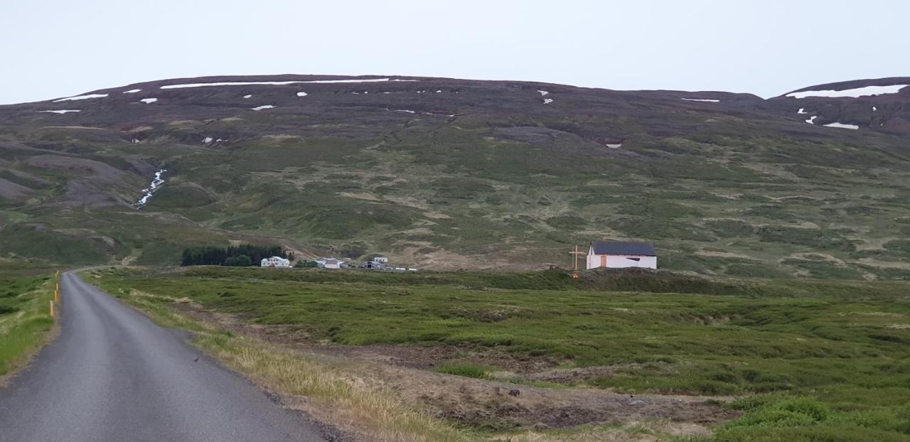 Ljosavatn Séjour à la ferme Kiðagil